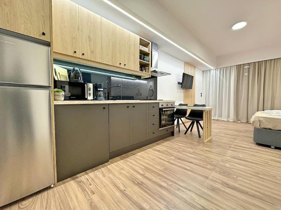 Oasis Luxury Apartments Эретрия Экстерьер фото